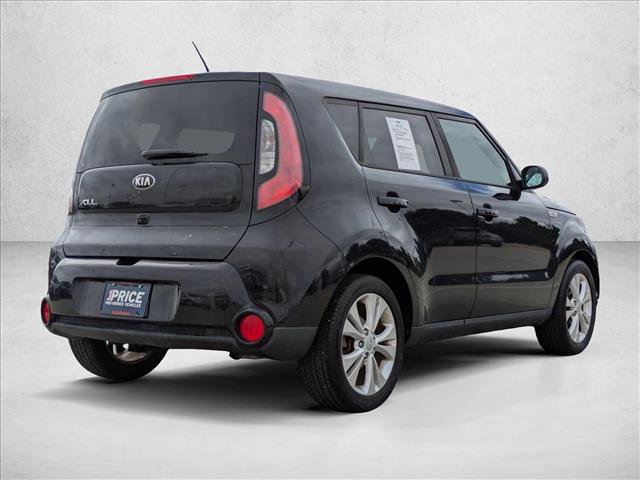 Used 2016 Kia Soul + image 2