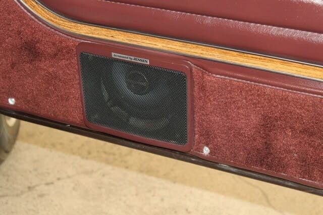 Used 1989 Jeep Grand Wagoneer image 87