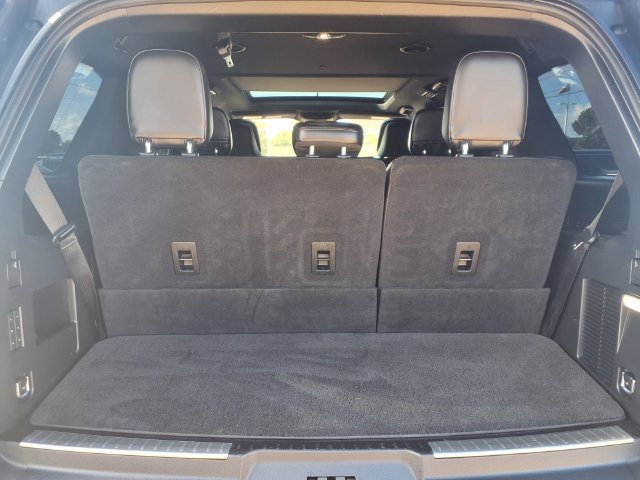 Certified 2020 Lincoln Navigator Reserve w/ Luxury Package AWD/4WD image 25
