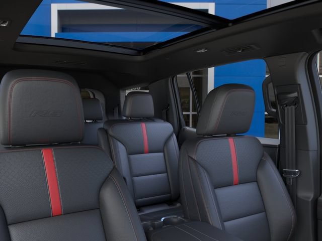 New 2027 Chevrolet Traverse RS FWD image 25