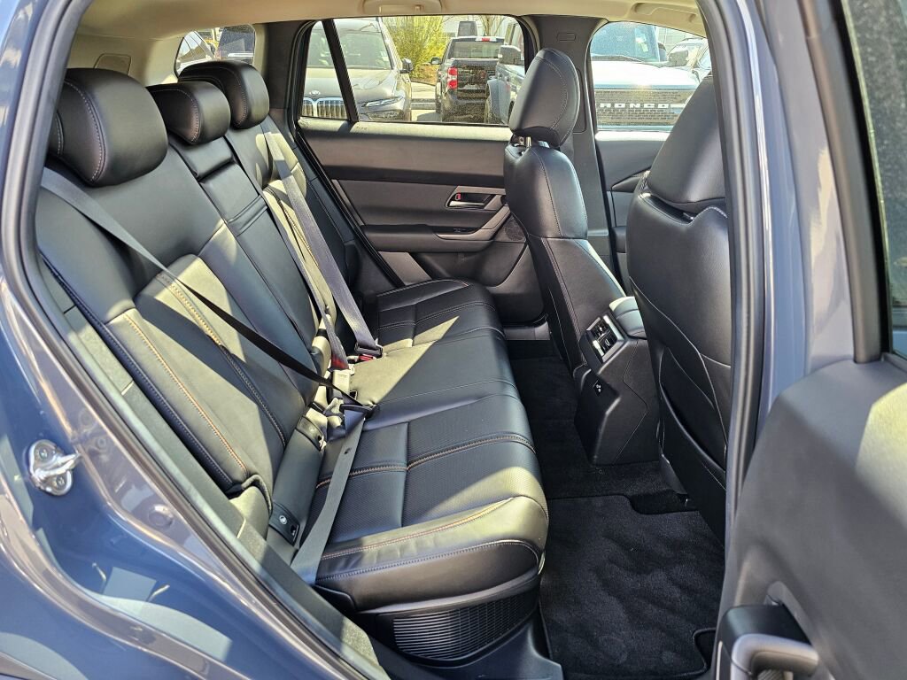 Certified 2025 MAZDA CX-50 2.5 Hybrid w/ Premium Plus Pkg image 28