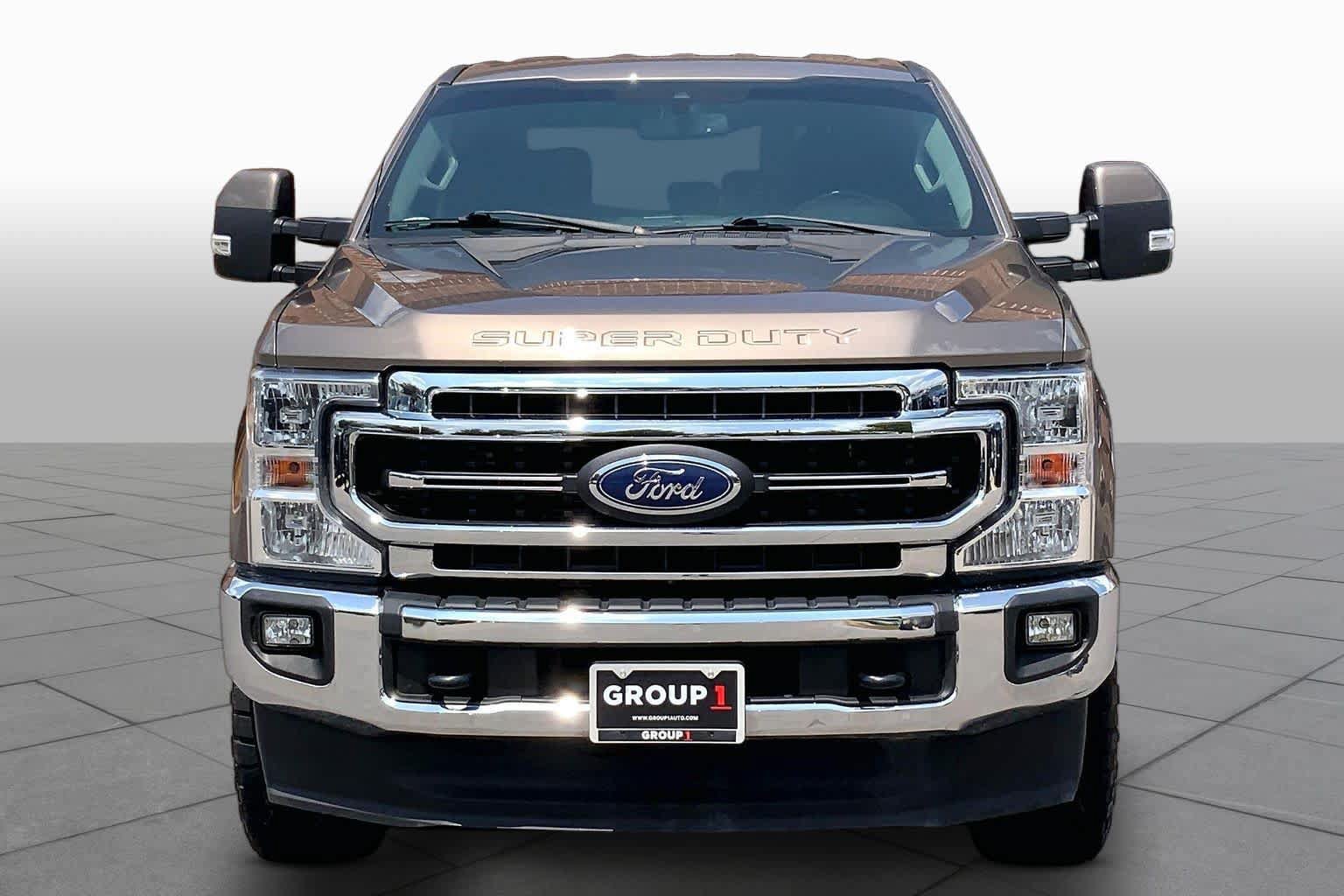 Used 2021 Ford F250 Lariat w/ Lariat Value Package AWD/4WD image 4