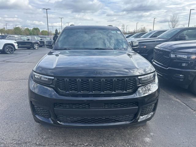 Used 2023 Jeep Grand Cherokee L Laredo AWD/4WD image 6