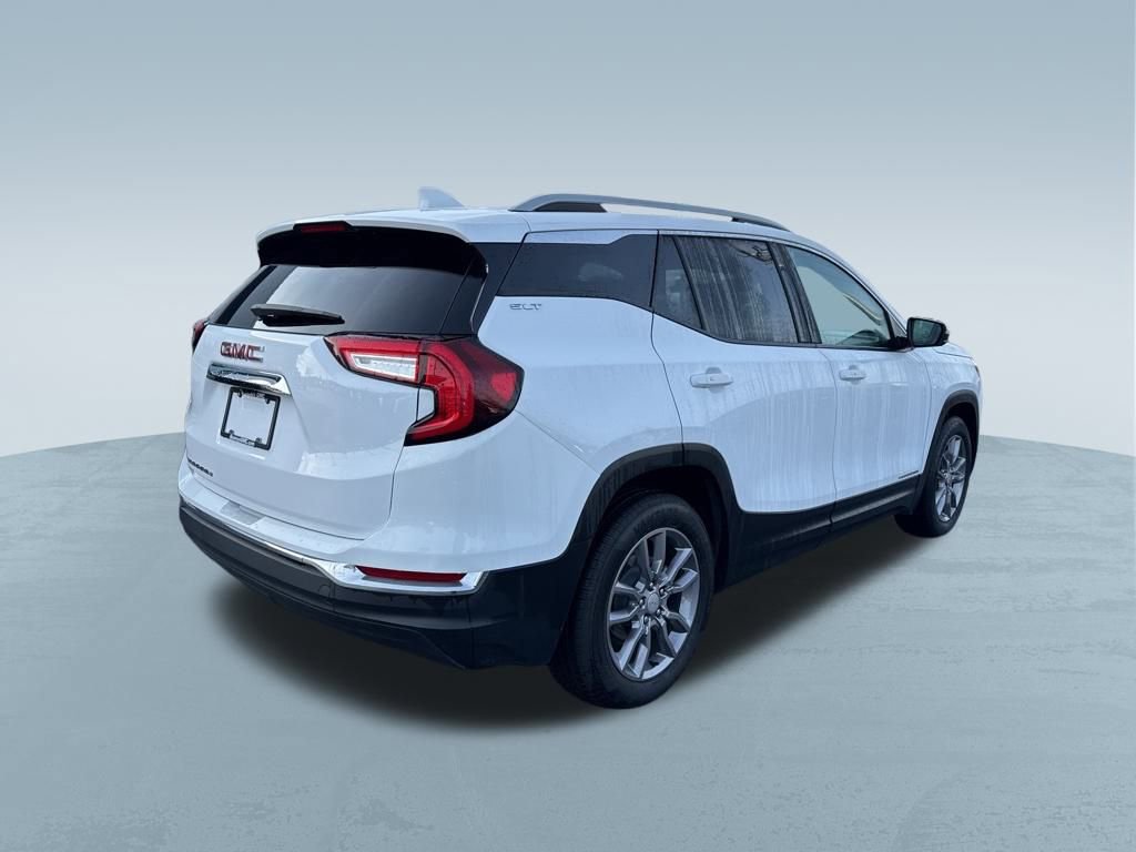Used 2024 GMC Terrain SLT image 8