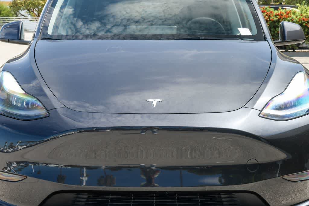 Used 2024 Tesla Model Y 2WD image 5