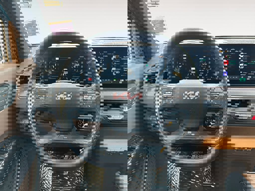 Used 2024 Kia EV9 GT-Line image 14