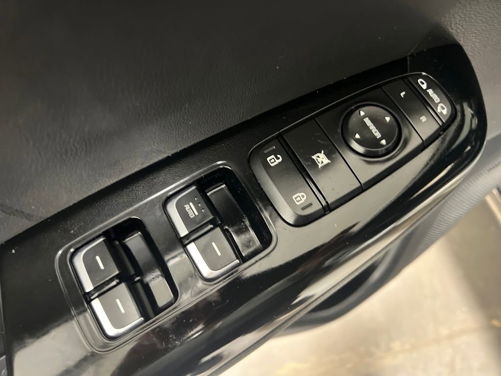 Used 2020 Kia Sportage SX image 13