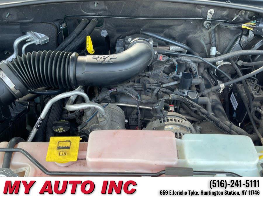 Used 2012 Jeep Liberty Sport image 24