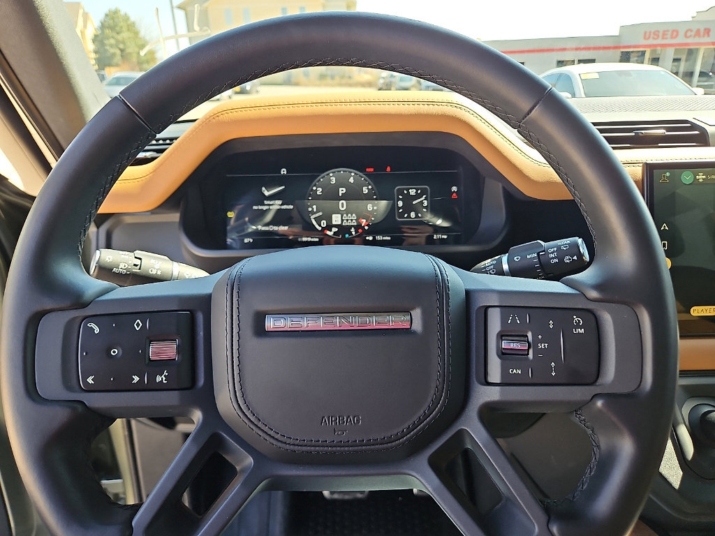 Used 2023 Land Rover Defender 130 X image 15