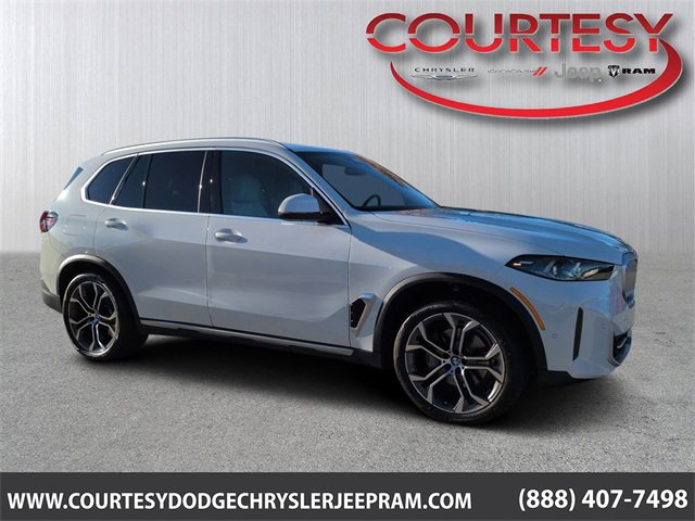 Used 2024 BMW X5 xDrive40i w/ Premium Package