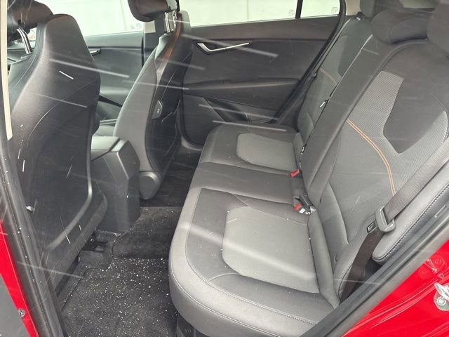 Used 2025 Kia Niro LX image 29