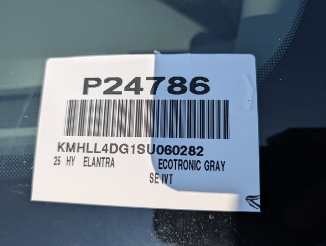 Used 2025 Hyundai Elantra SE FWD image 33