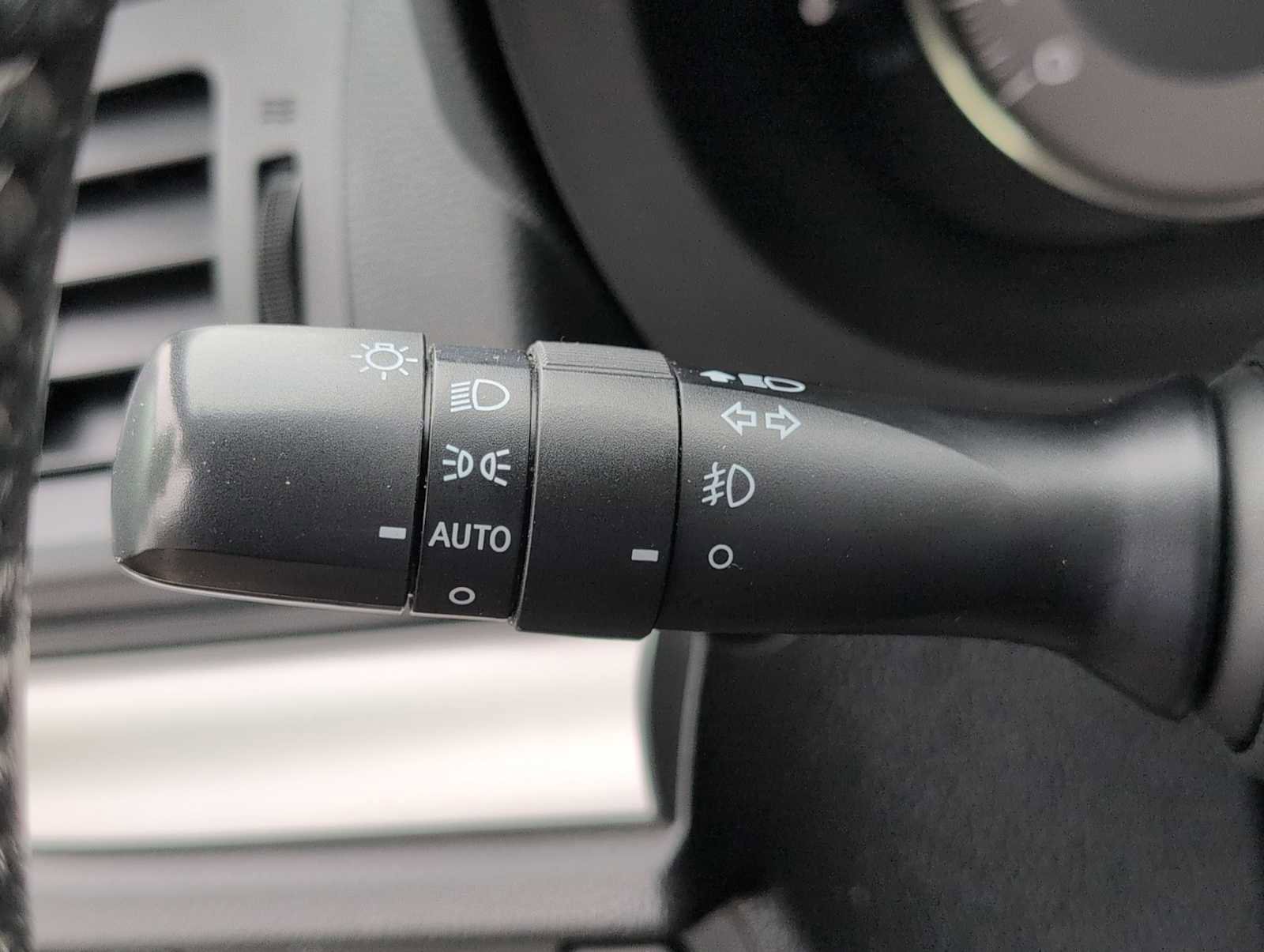 Used 2014 Subaru Forester 2.5i Limited AWD/4WD image 26