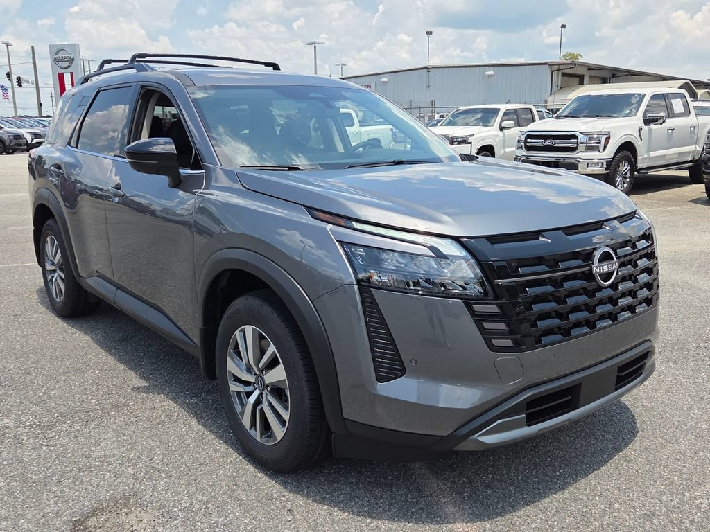 New 2026 Nissan Pathfinder SL FWD image 15