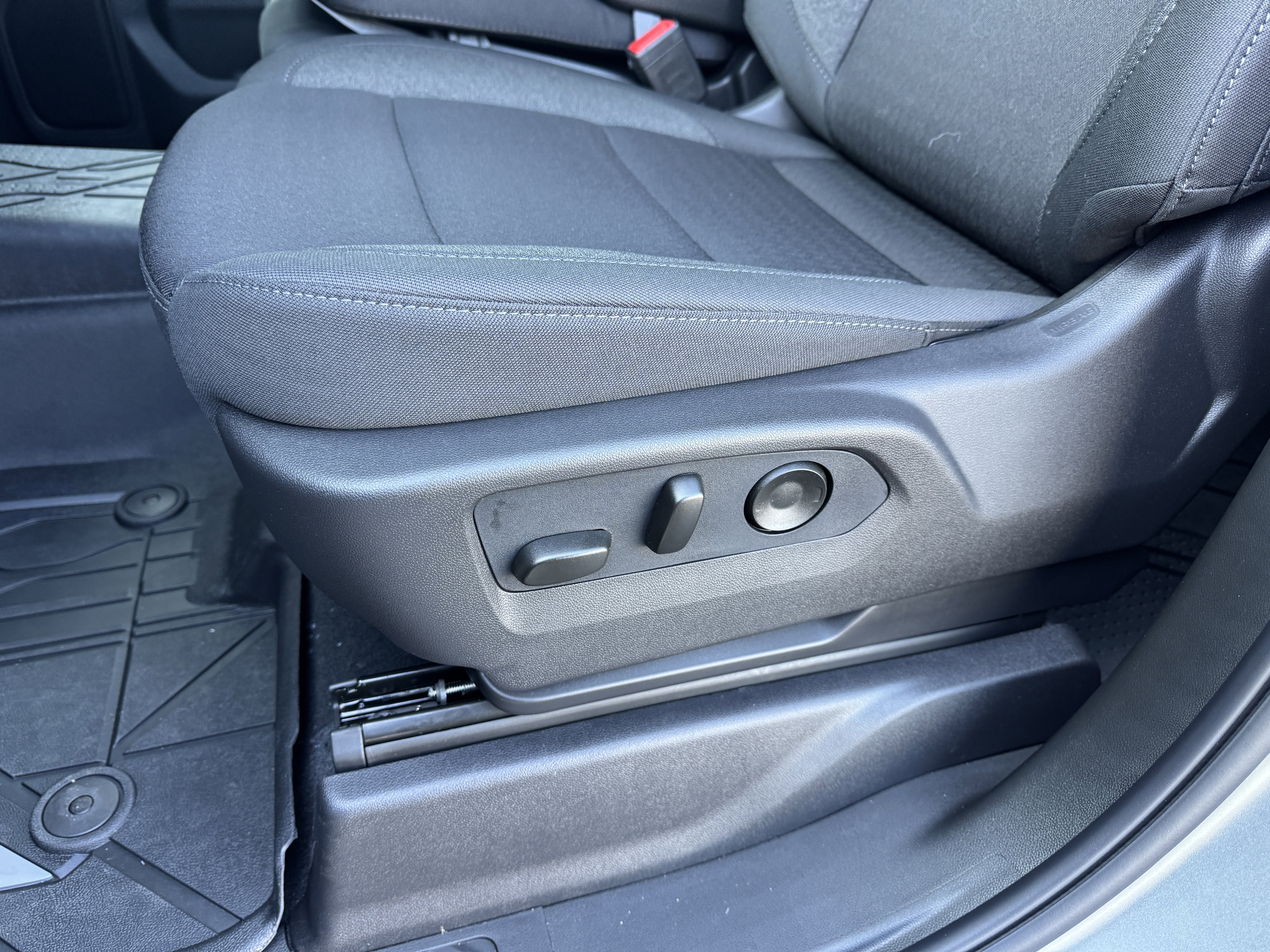 New 2026 Chevrolet Silverado 1500 Custom w/ Turbomax Blackout Package image 15