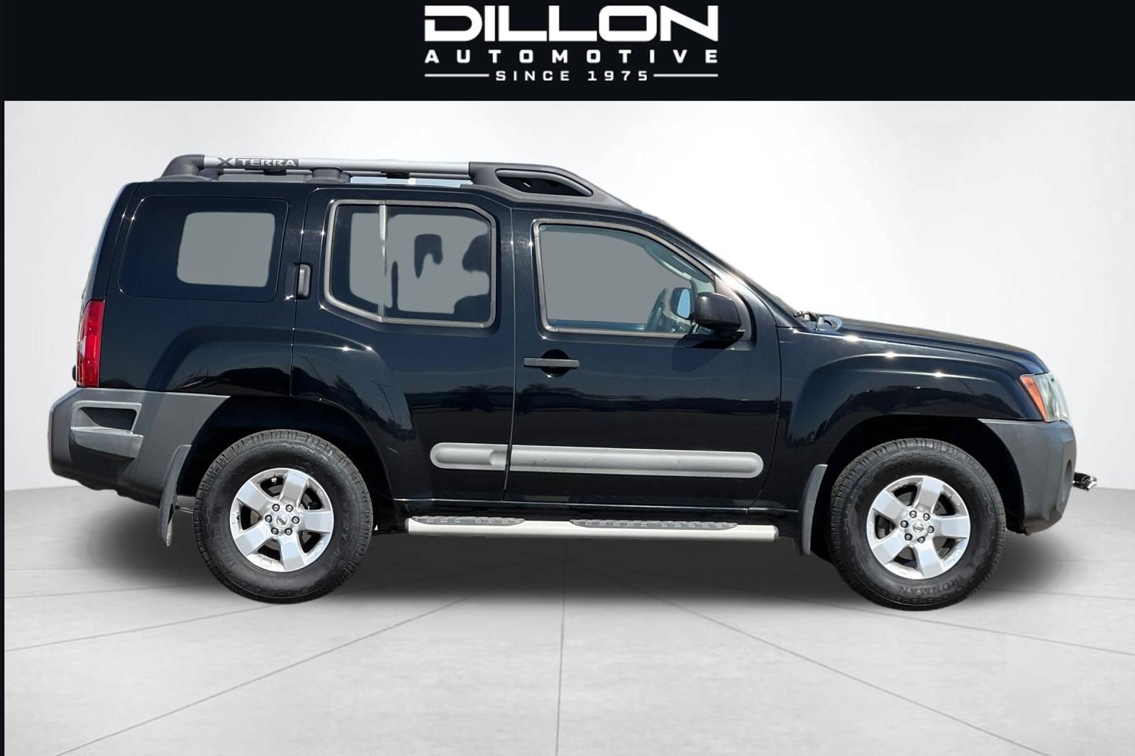 Used 2011 Nissan Xterra S w/ 4X4 Value Package image 3