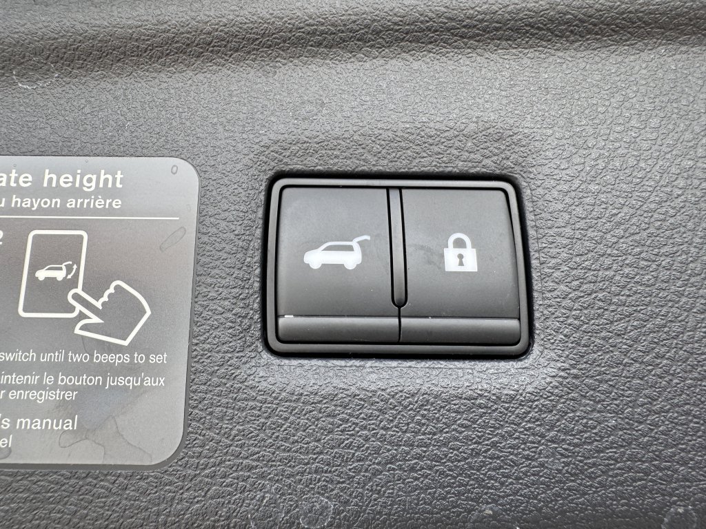 Used 2024 INFINITI QX50 Luxe w/ Cargo Package FWD image 39