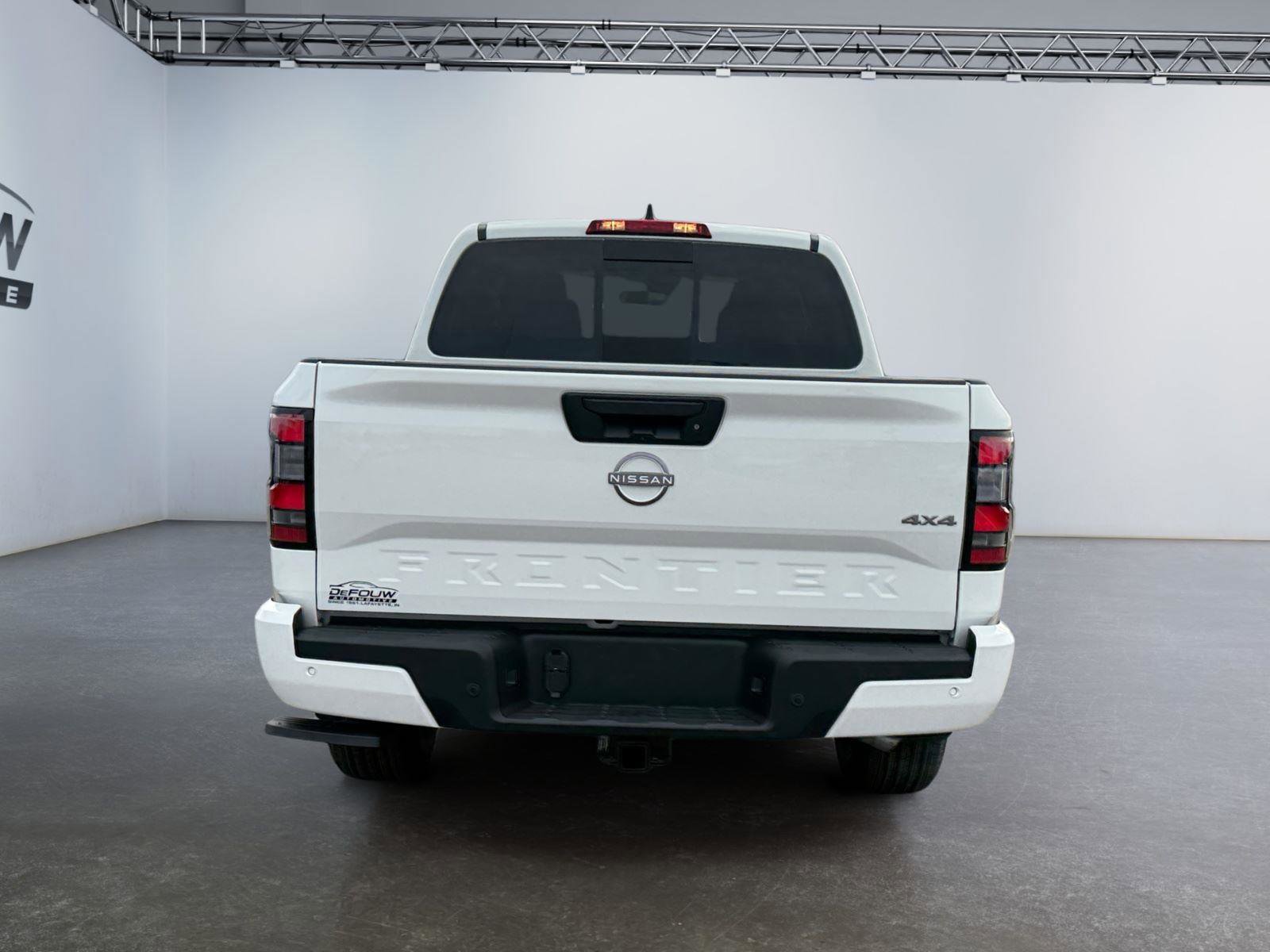 New 2026 Nissan Frontier SV w/ Tow Package AWD/4WD image 4