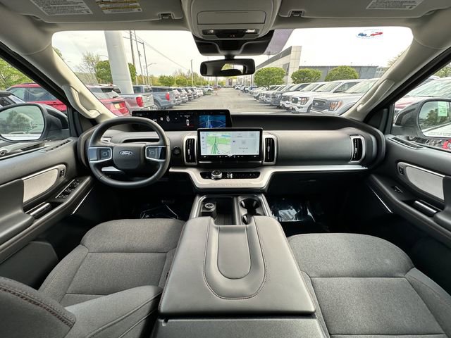 Certified 2025 Ford Expedition Active AWD/4WD image 16