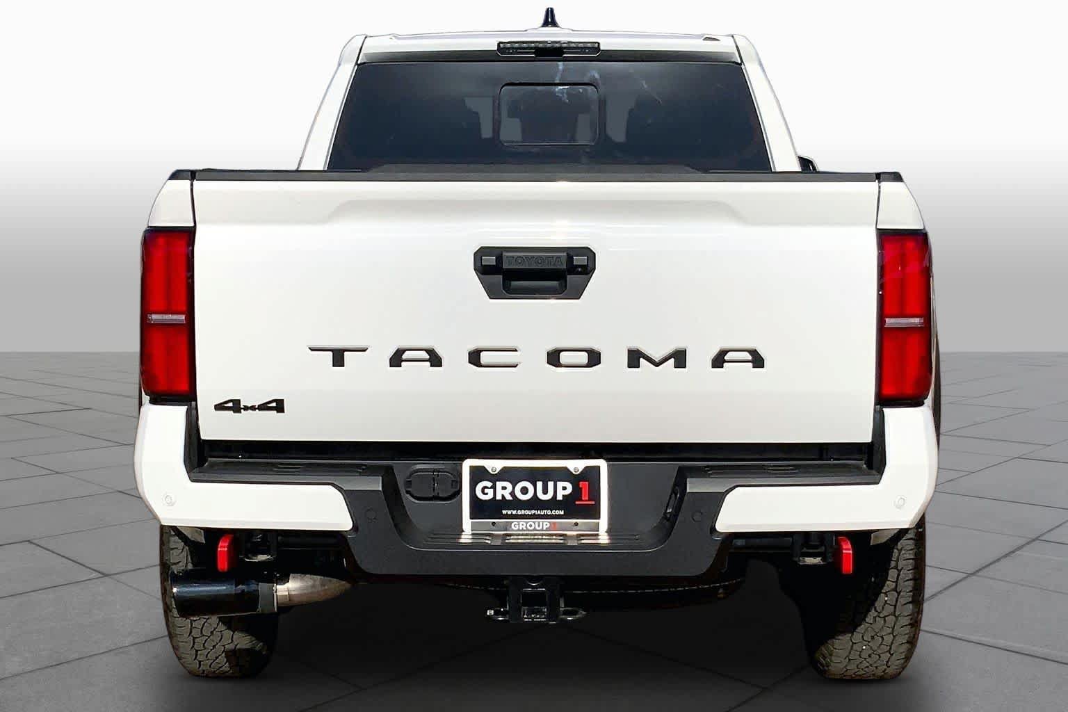 Used 2025 Toyota Tacoma TRD Off-Road w/ TRD Off Road Upgrade Package AWD/4WD image 5