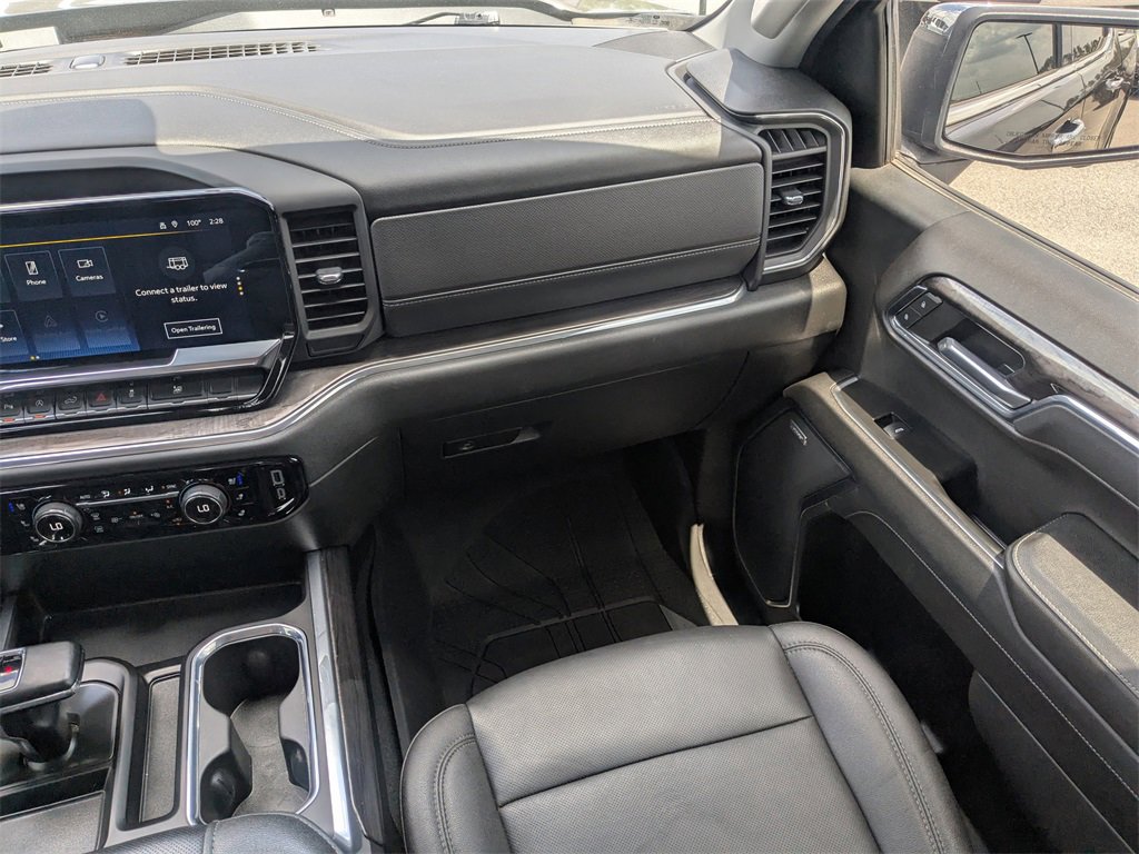 Used 2023 Chevrolet Silverado 1500 LTZ image 18