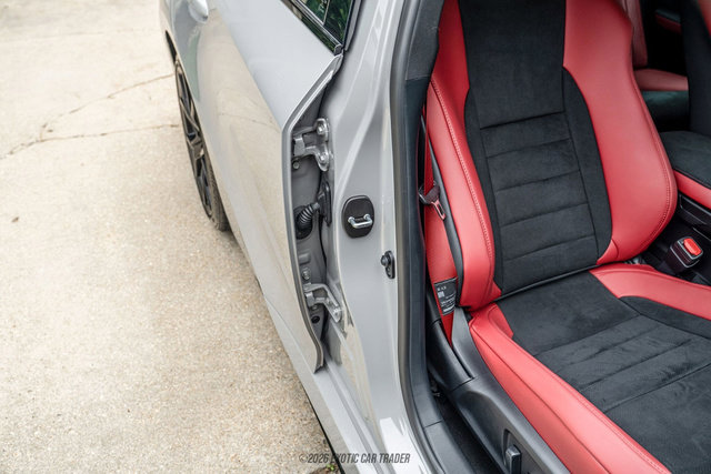 Used 2025 Lexus IS 500 w/ F-Sport Performance RWD image 31