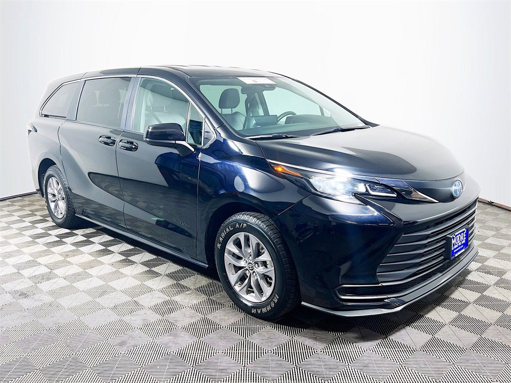 Certified 2024 Toyota Sienna LE