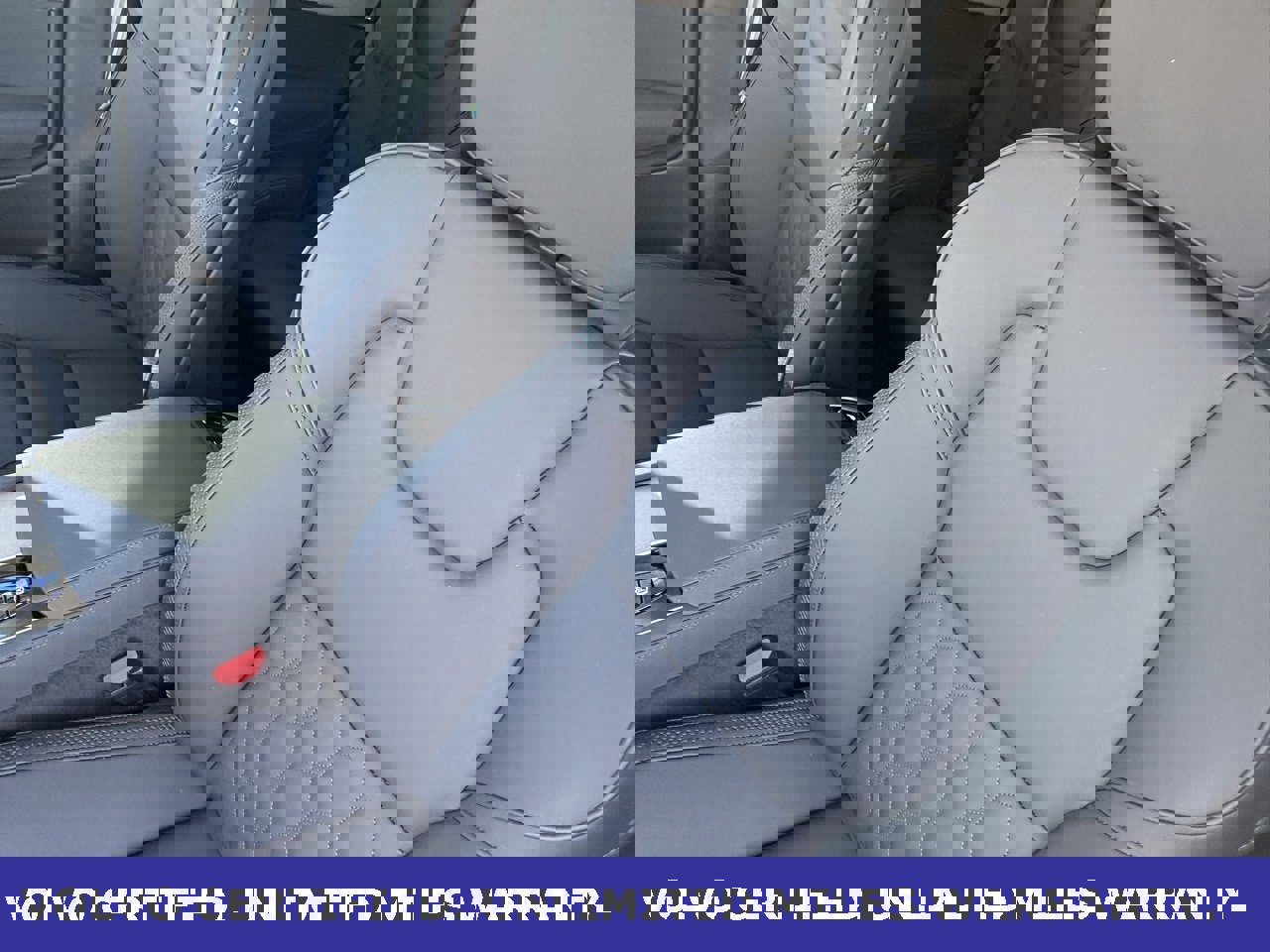 Certified 2025 Volvo XC90 B6 Plus image 27