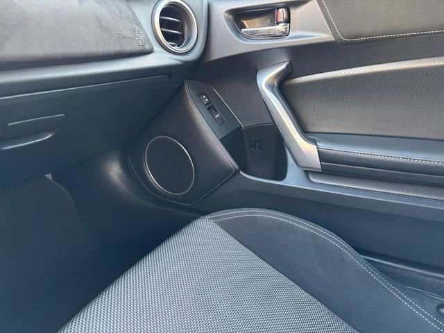 Used 2018 Toyota 86 image 18
