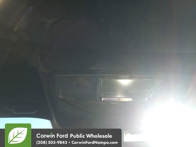 Used 2015 Jaguar F-TYPE Convertible image 21