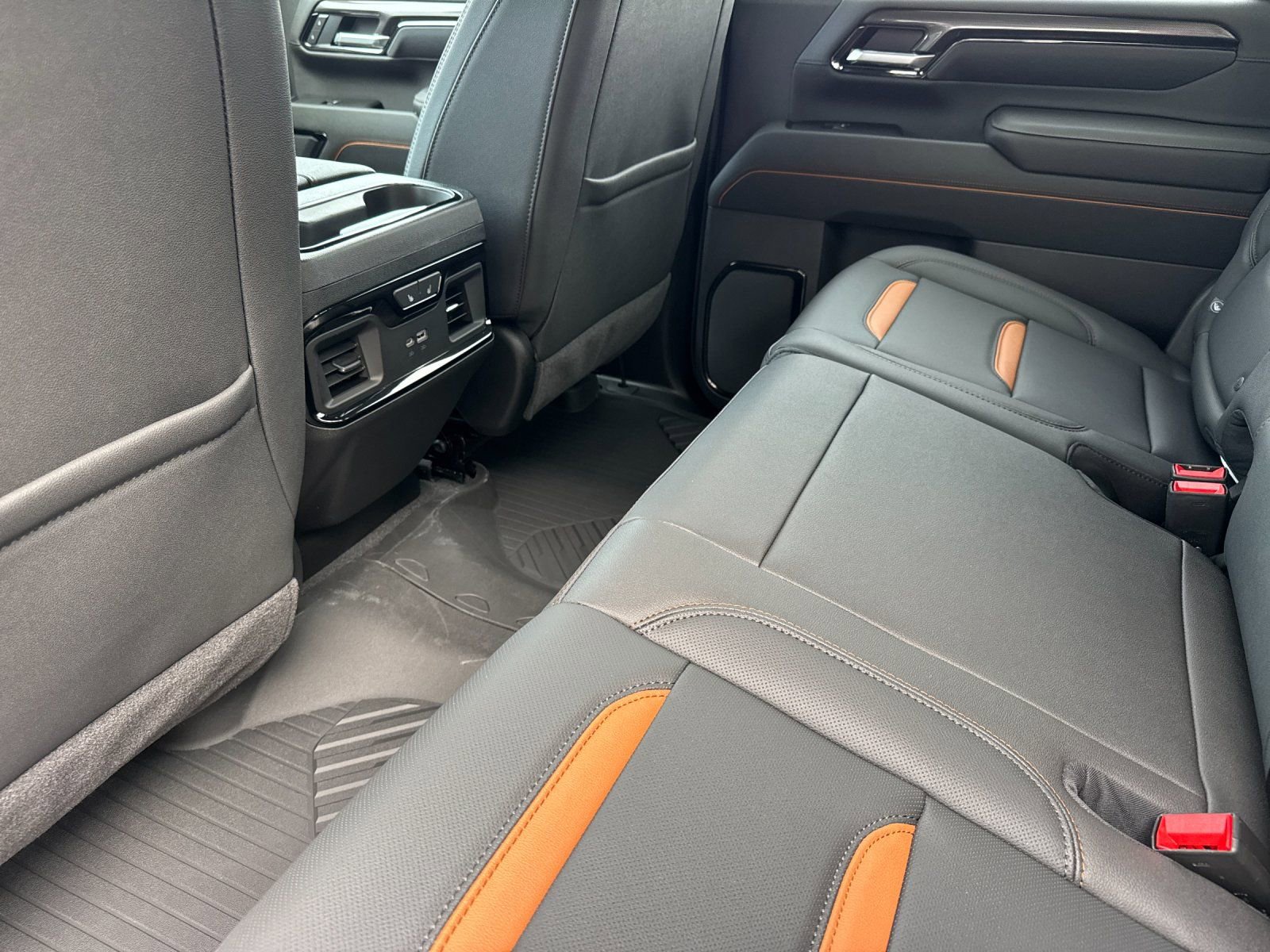 New 2026 GMC Sierra 2500 AT4 w/ Technology Package image 12