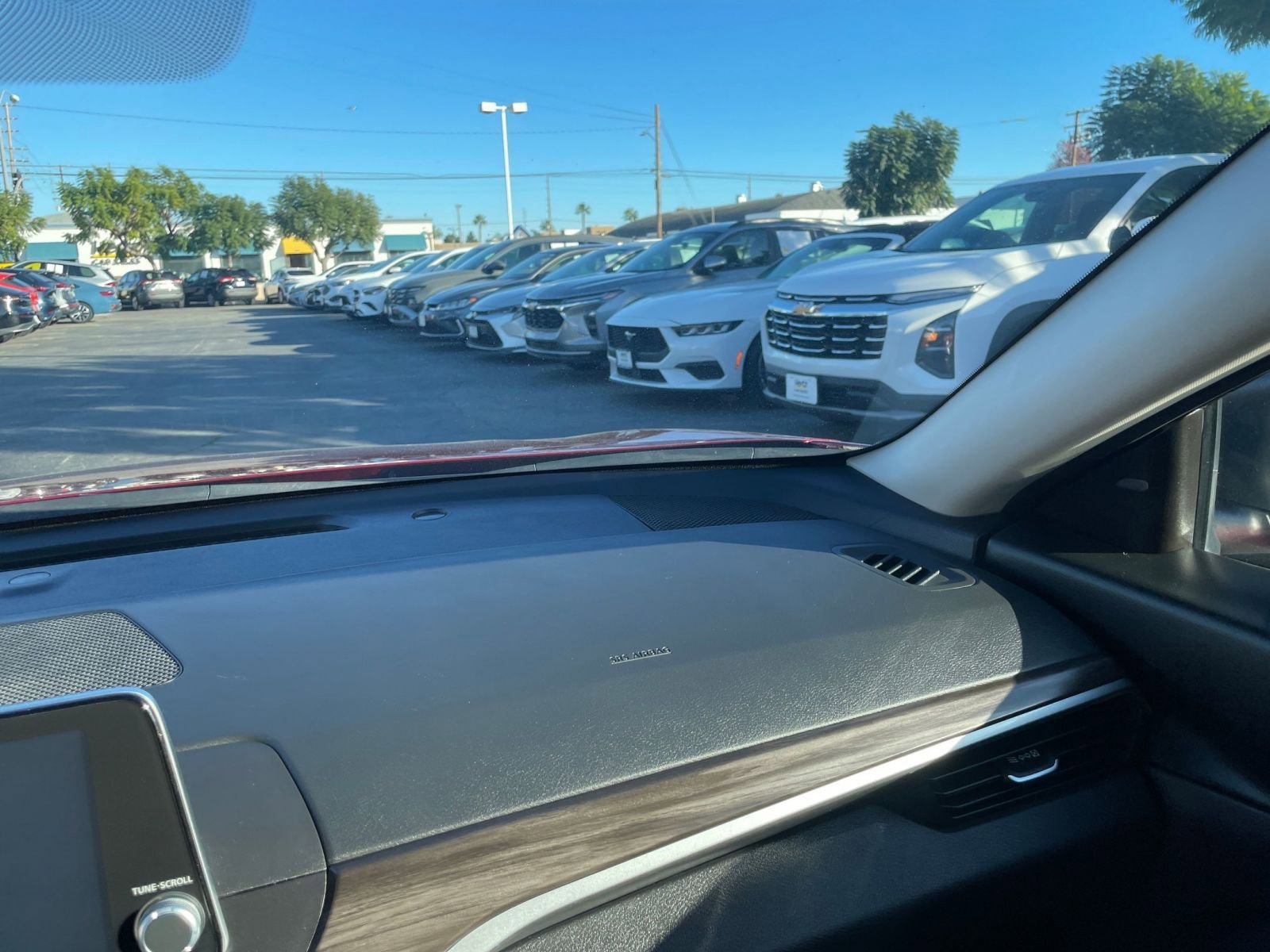 Used 2025 Nissan Altima 2.5 SV image 35