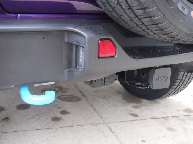 Used 2023 Jeep Wrangler Unlimited Sahara w/ Cold Weather Group image 14