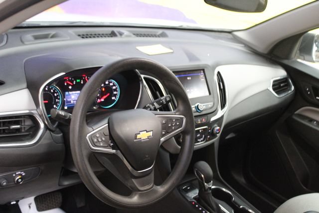 Used 2023 Chevrolet Equinox LS w/ LS Convenience Package AWD/4WD image 14