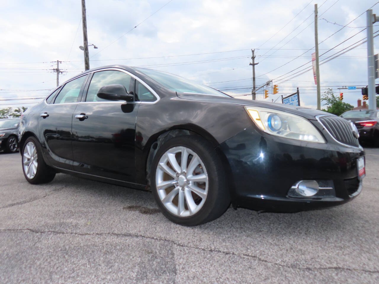 Used 2013 Buick Verano FWD image 1