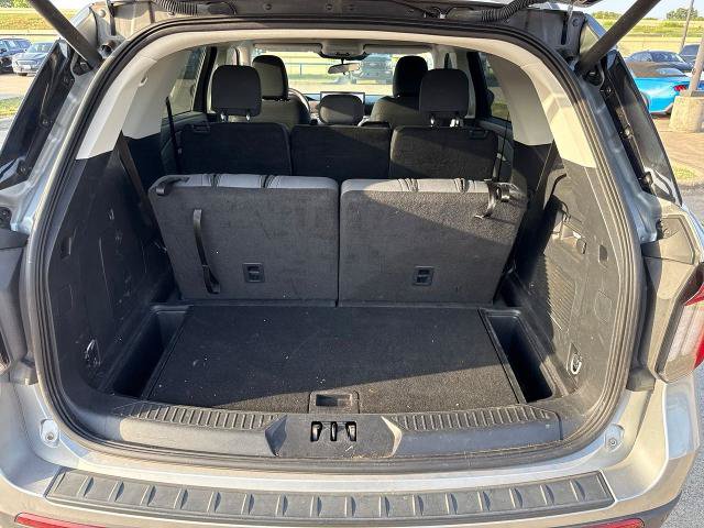 Certified 2025 Ford Explorer Active RWD image 10