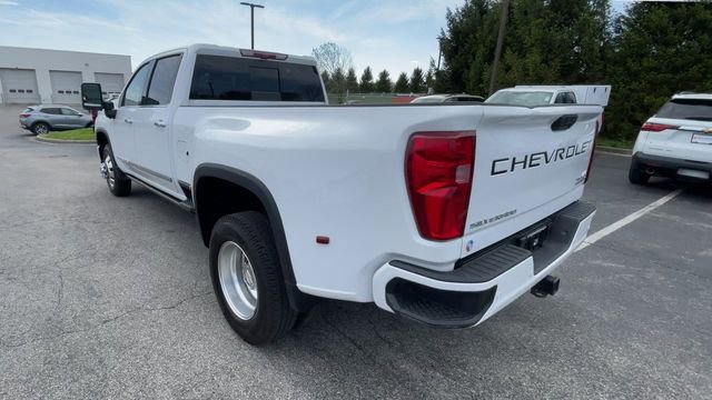 Used 2025 Chevrolet Silverado 3500 High Country w/ High Country Premium Package AWD/4WD image 8