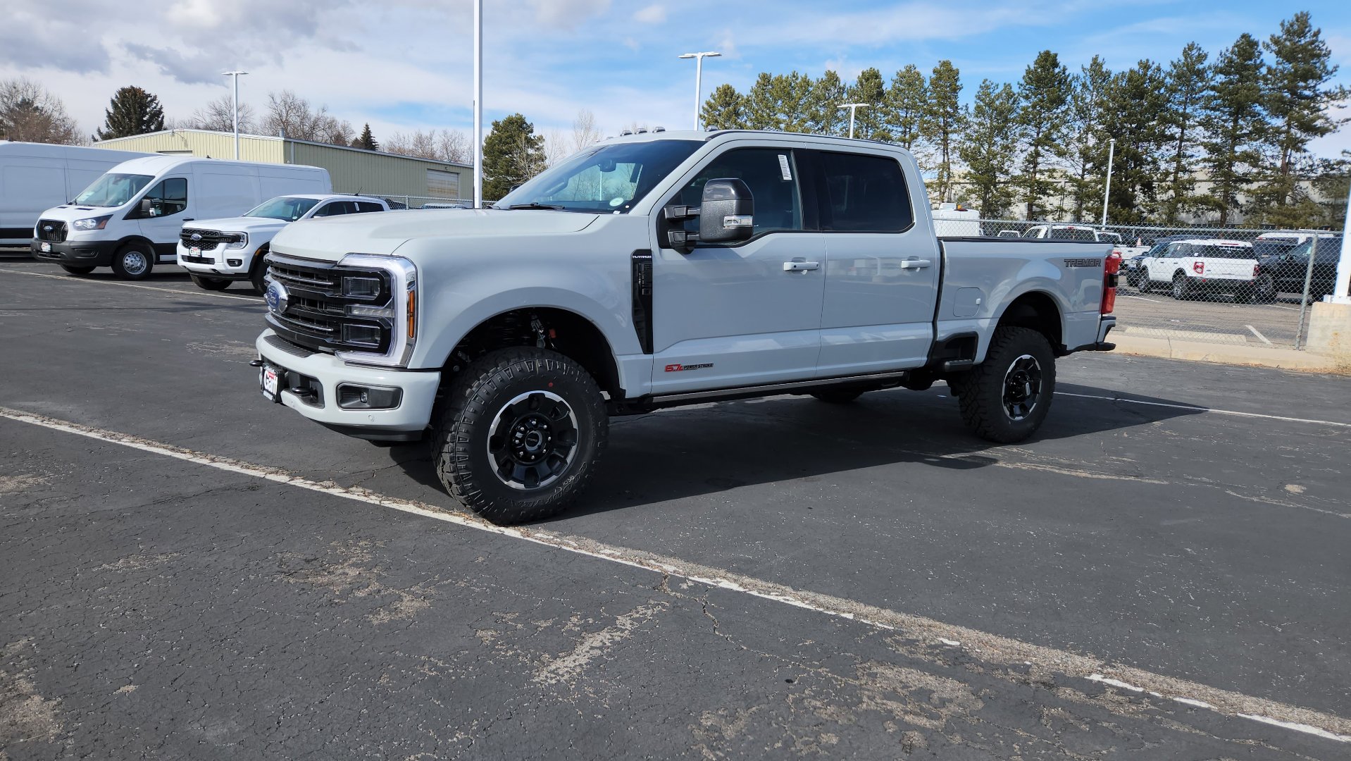 New 2026 Ford F250 Platinum w/ Tremor Off-Road Package image 4