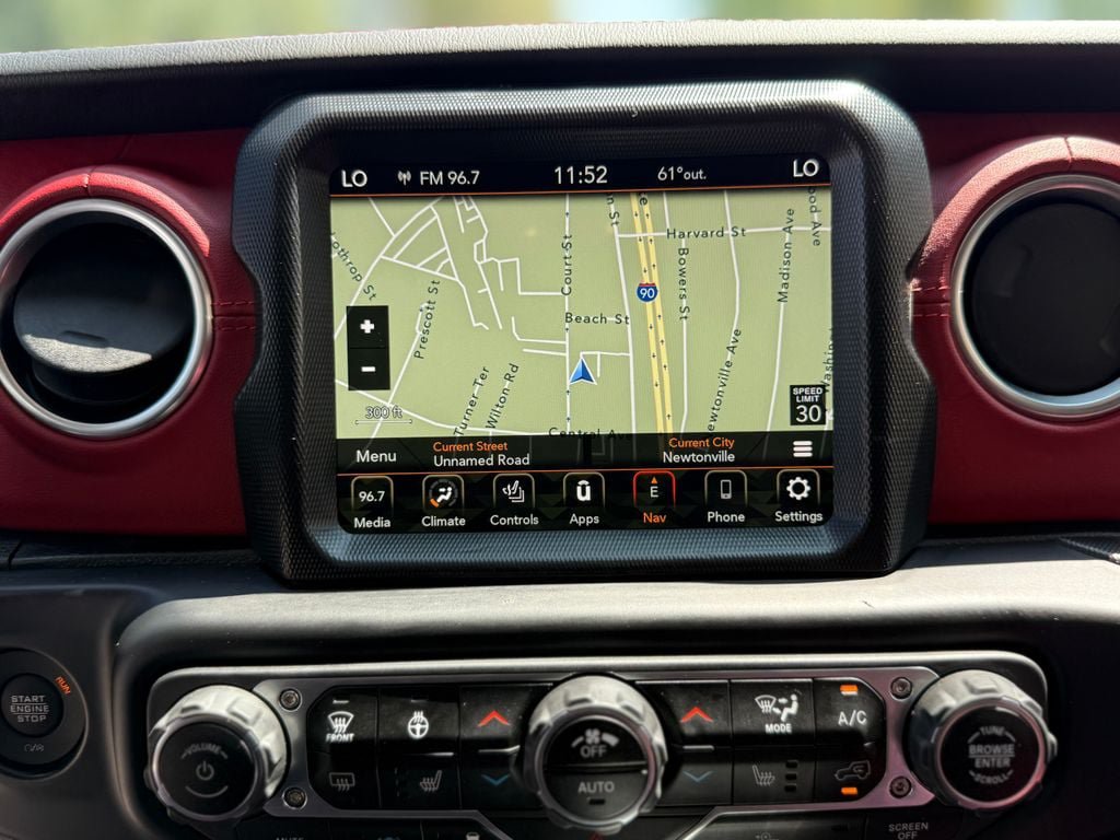 Used 2023 Jeep Wrangler Unlimited Rubicon 4xe AWD/4WD image 7