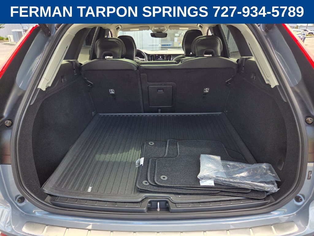 Certified 2024 Volvo XC60 B5 Core w/ Protection Package Premier AWD/4WD image 15