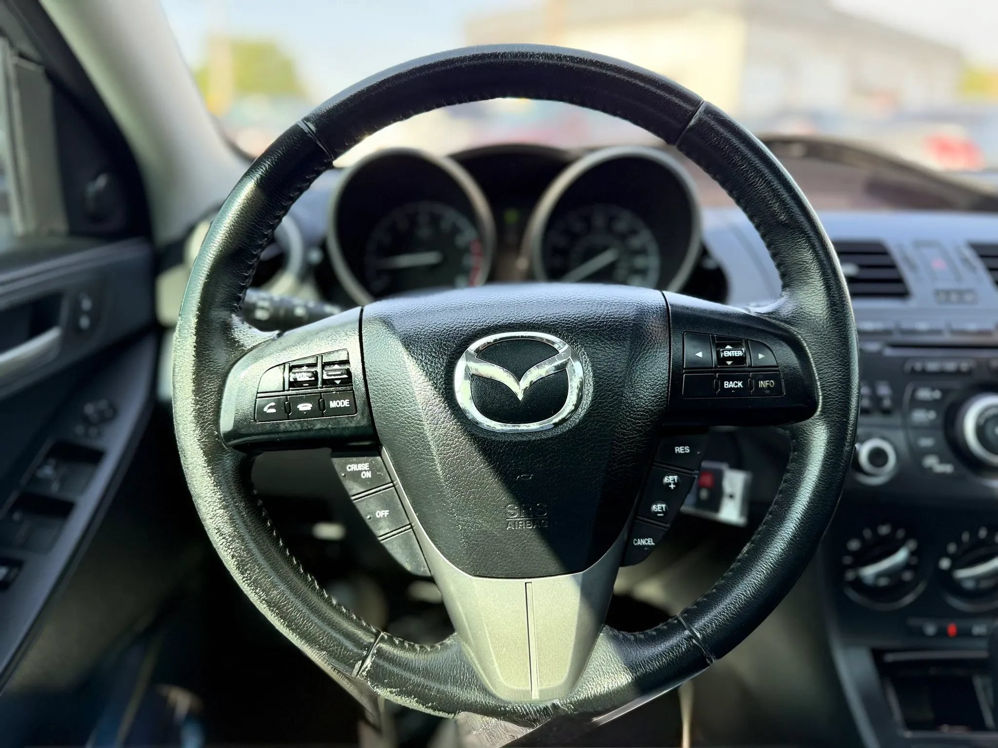 Used 2012 MAZDA MAZDA3 s Touring FWD image 18