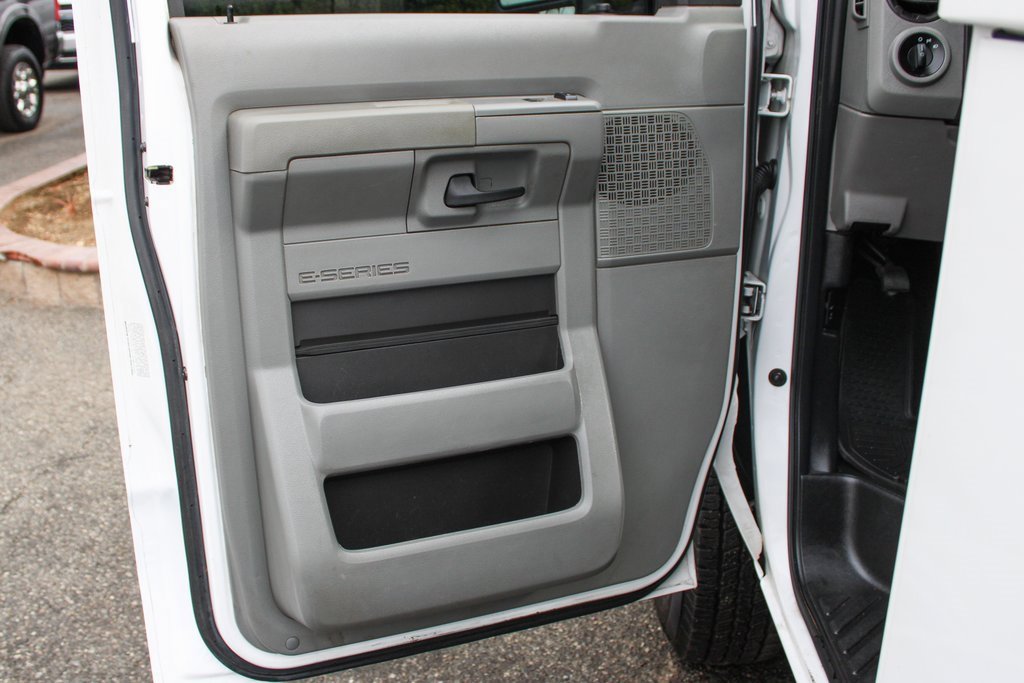 Used 2014 Ford E-350 and Econoline 350 Super Duty w/ Power Windows & Locks Group image 16