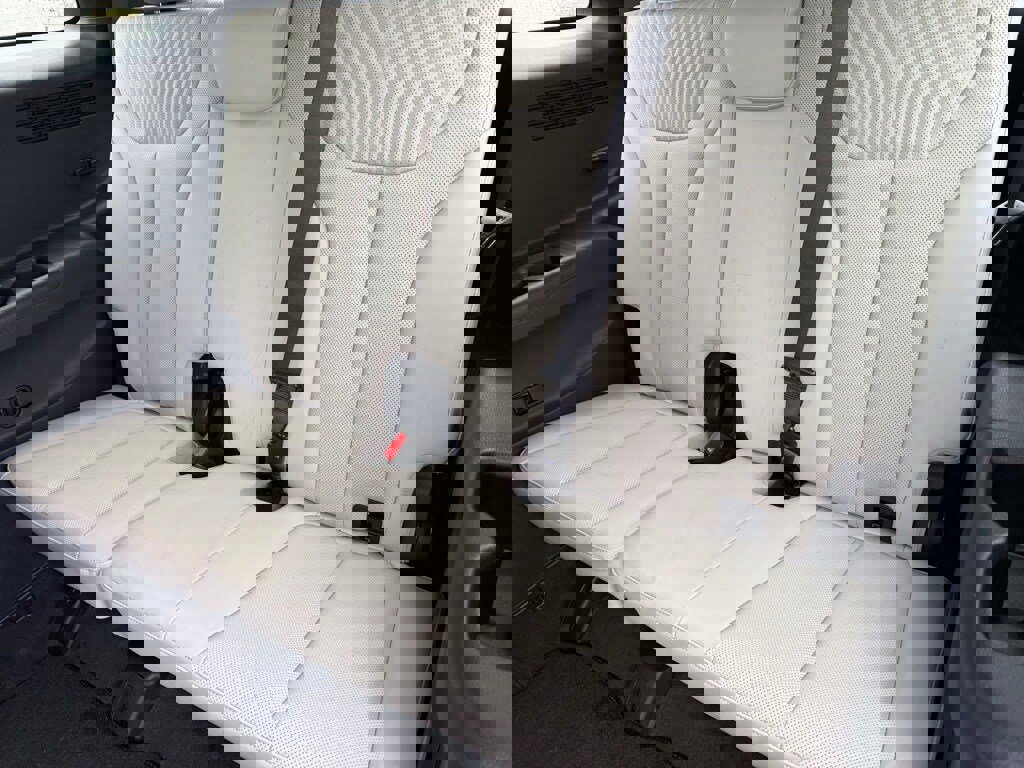 Used 2024 Hyundai Palisade Calligraphy image 11