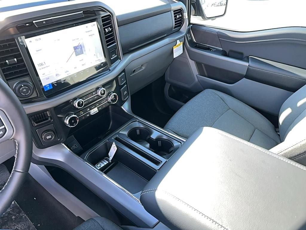 New 2025 Ford F150 XLT w/ Equipment Group 302A MID image 32