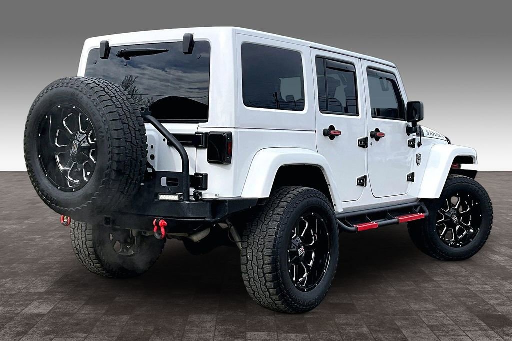 Used 2015 Jeep Wrangler Unlimited Sahara w/ Connectivity Group image 14