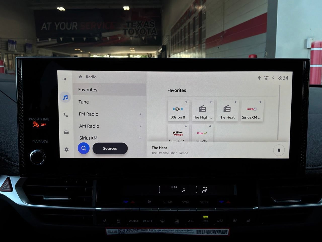 New 2026 Toyota Sienna Limited AWD/4WD image 34