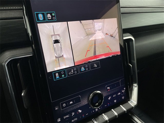 Certified 2024 GMC Acadia Elevation w/ Luxury Package image 28