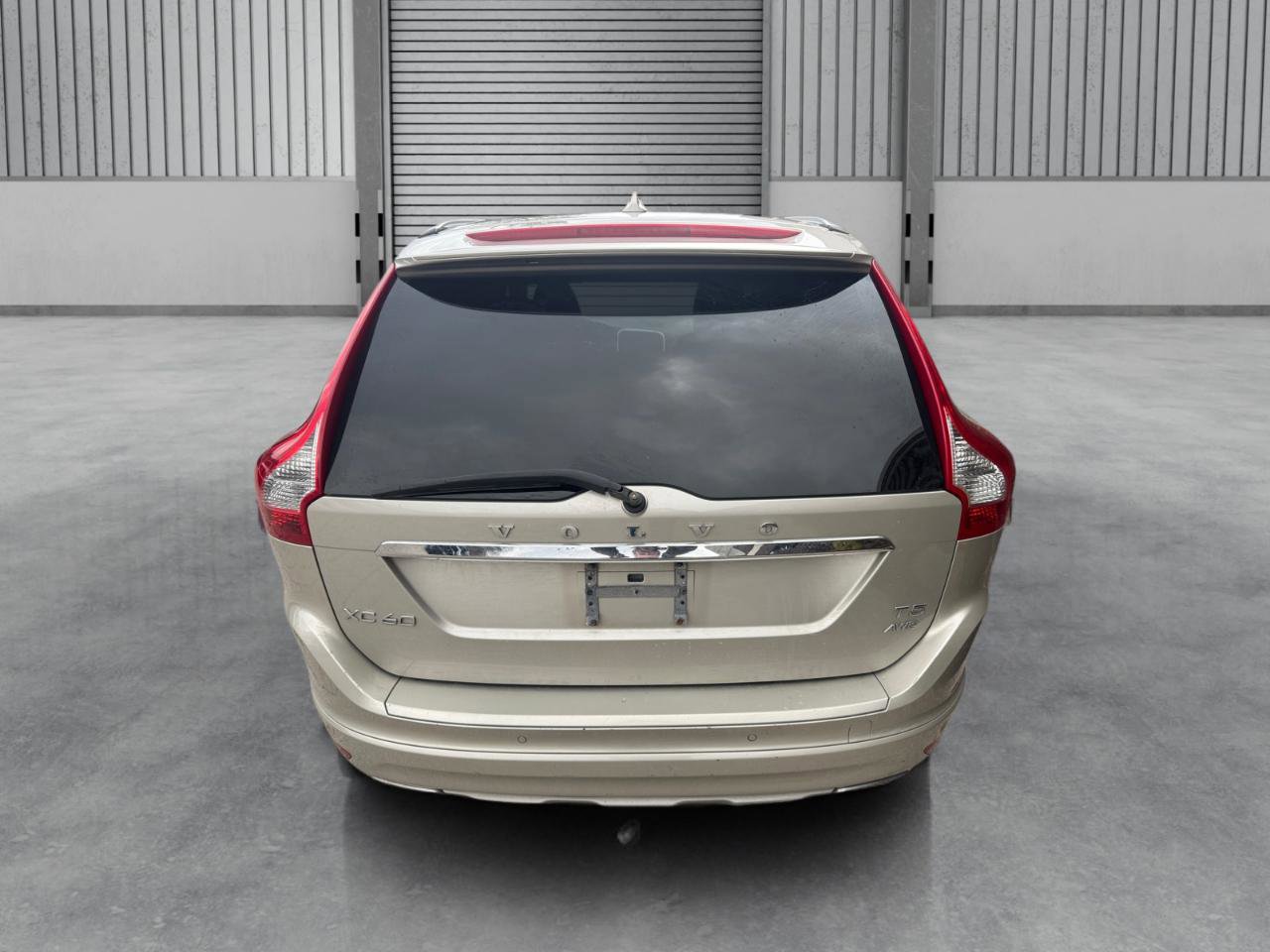 Used 2017 Volvo XC60 T5 Inscription image 31