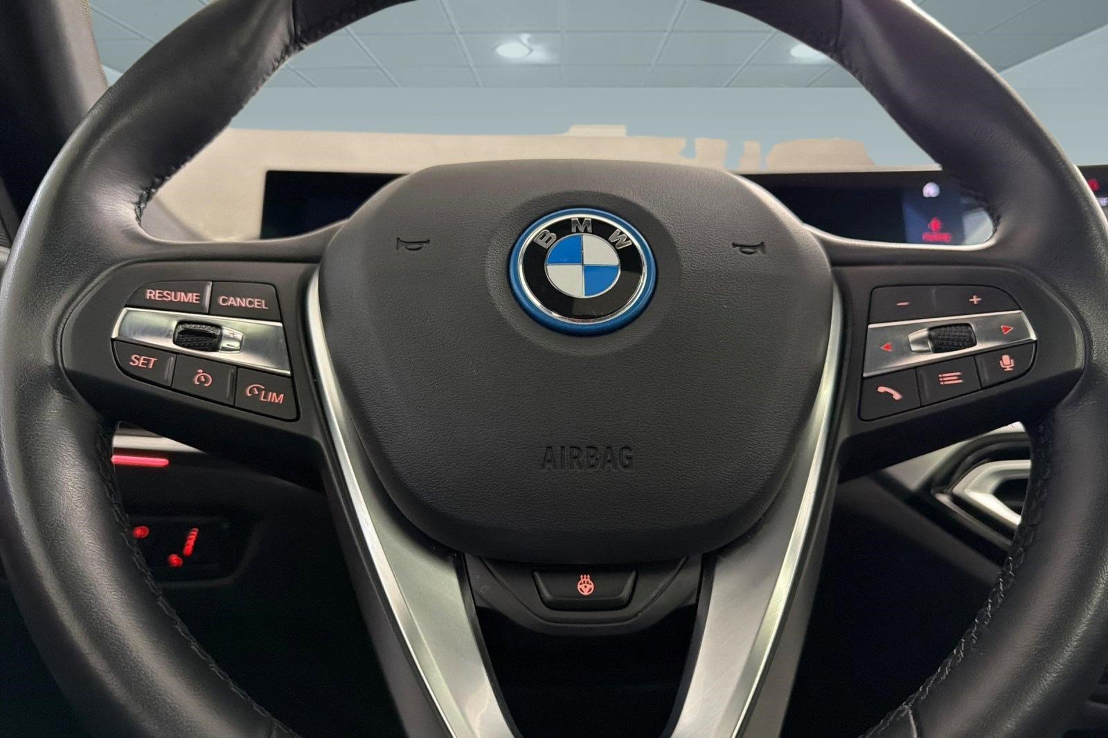 Used 2023 BMW i4 eDrive35 w/ Premium Package image 18