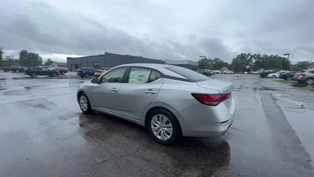 Certified 2023 Nissan Sentra SV w/ All-Weather Package FWD image 6